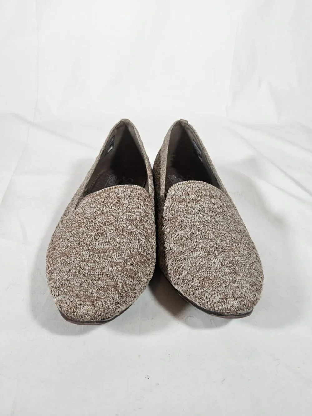 Skechers Cleo Loafers Women's Size 9.5 Tan Slip-On Shoes Air Cooled Memory Foam